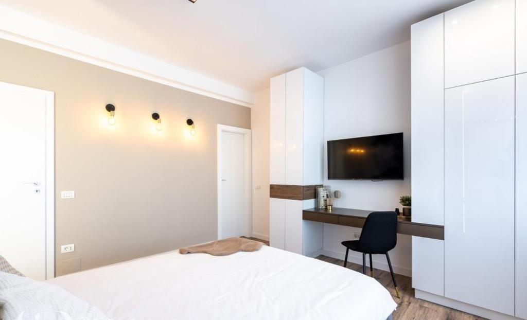Majestic Apartament With View In Magheru Βουκουρέστι Εξωτερικό φωτογραφία